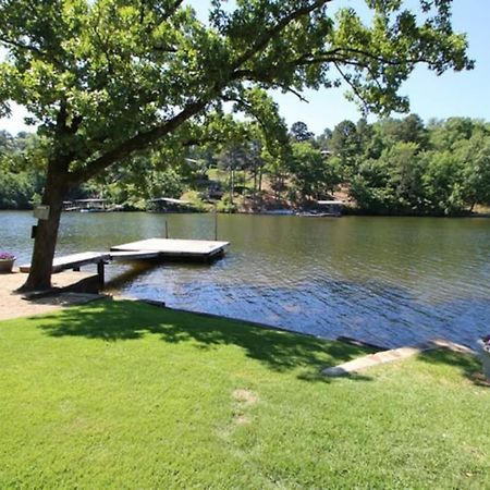 #02 - Unique Lakeside Studio Cottage- Pet Friendly Hot Springs Exterior photo